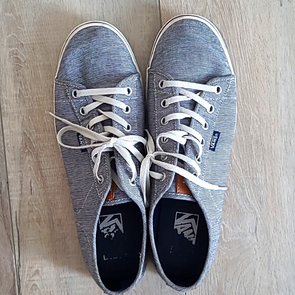 Women's size 10 Vans